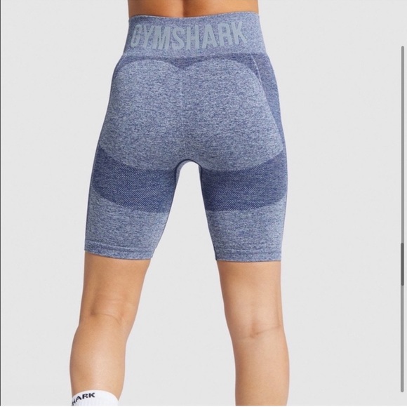 Gymshark Flex Cycling Shorts - Picture 2 of 6